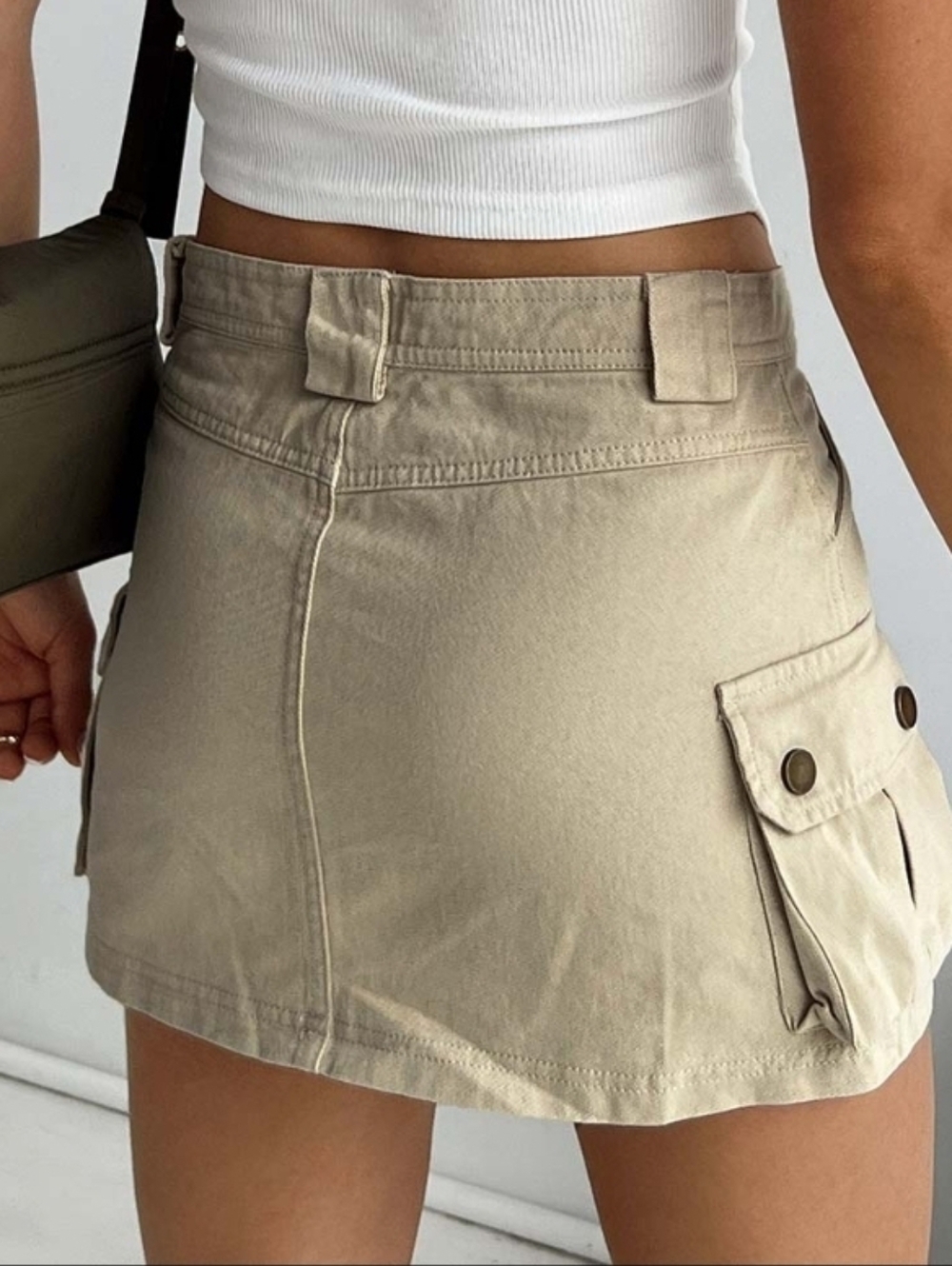 Princess Polly Lydie Cargo Mini Skirt in beige Size 4 New Small Nwt - Picture 3 of 9